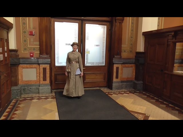 A Brief History of Public Libraries (History of books, reading, research)
