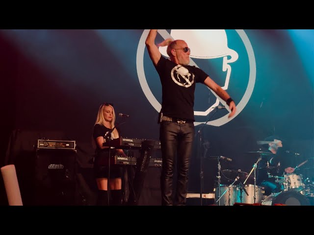 Men Without Hats - Safety Dance (Live), Toronto 2024