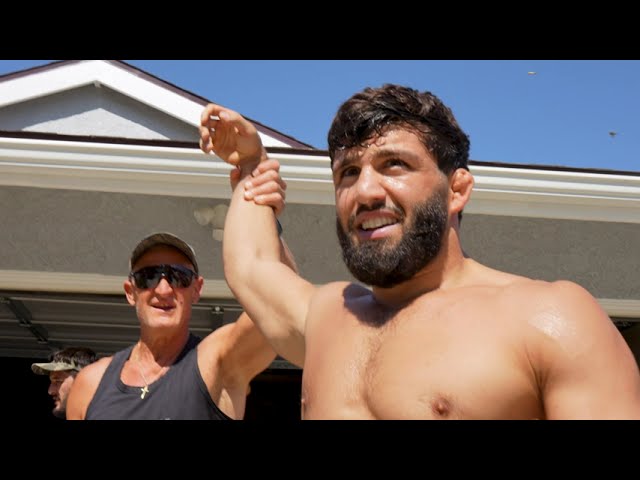 Khamzat Chimaev, Arman Tsarukyan, and Aaron Pico Train At The Garage #khamzatchimaev