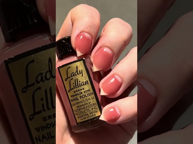 Tutorial + Historia: Manicura de media luna de Lady Lillian de los años 30 y prueba de plomo posi...