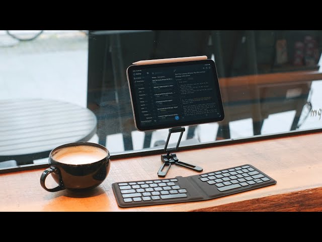 I hacked a MagSafe stand for my iPad mini blogging setup