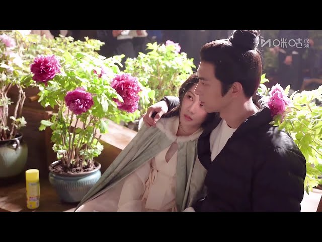 【幕后花絮】杨紫戏精附体式对戏，李现不语，只一味宠溺～玩得了抽象，抠得了细节，从台词衔接到动作配合，每一处都专注打磨，就这个“芳名远扬”还是太全面了！《锦绣芳华》【欢迎订阅咪咕MiGu官方频道】