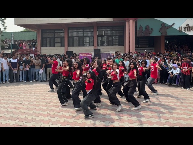 DAV College Chandigarh Viral Flashmob Dance 2026 || Full Performance