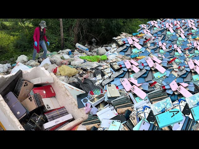 🥰Amazing iphone!!📱Found Many broken iphone At the landfill,How To Restore Destroyed Old phone