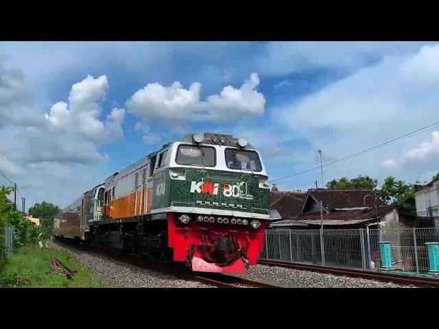 TOP KOMPILASI KERETA API PANJANG CC203,CC206,CC201 LOKOMOTIF BBM PERTAMINA, VINTAGE, LIVERY TERBARU
