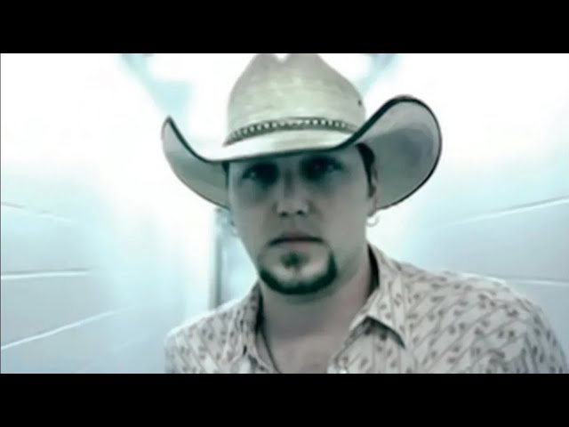 Jason Aldean - She's Country (Official Music Video)
