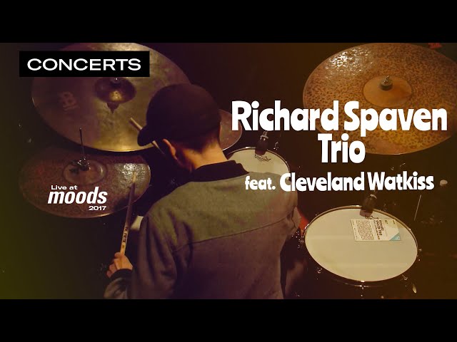 Richard Spaven Trio feat. Cleveland Watkiss | Live at Moods