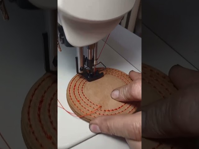 Juki DNU-1541S at work!