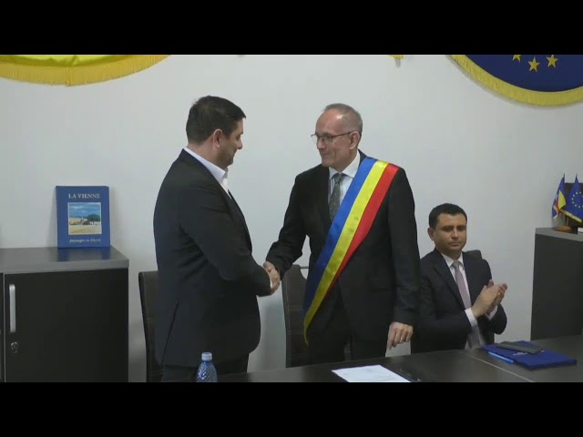 COMUNA STRUNGA: PRIMARUL SI CONSILIERII DEPUN JURAMANTUL!
