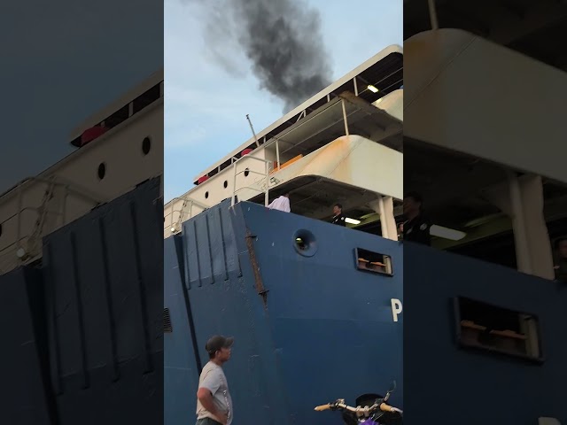 Black smoke coming out of the ship's nose #laborer