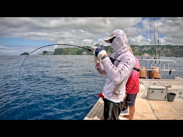 FISHING TRIP WITH THE ADUN FISHING TEAM IN THE BALI SEA!