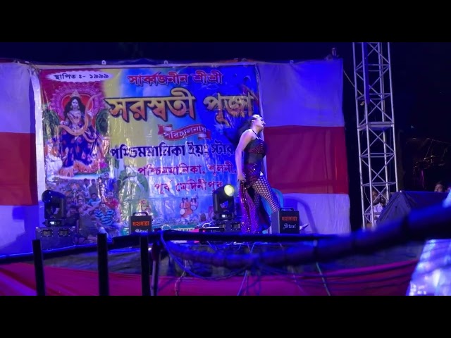 Miss roji dans #dance #college #bhojpuri #song #hot dance