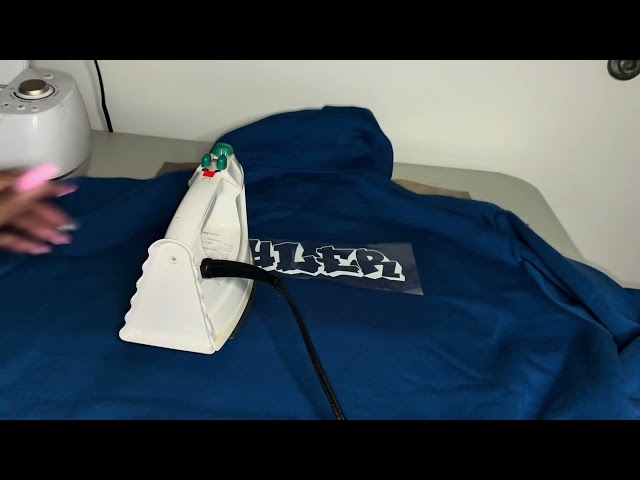 How to Customize Joggers Set in Cricut Design Space Using Home Iron