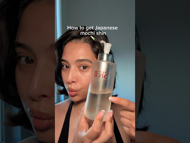 How to get Japanese mochi skin with the SK-II essence.