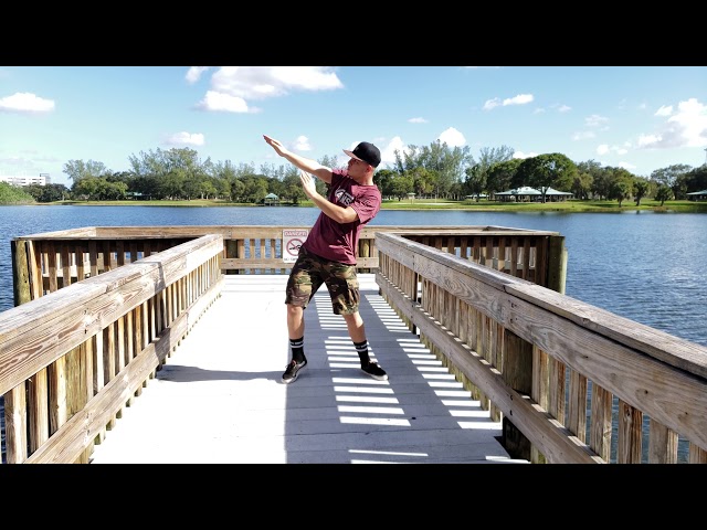 Strutting,  popping and animation by Rampage