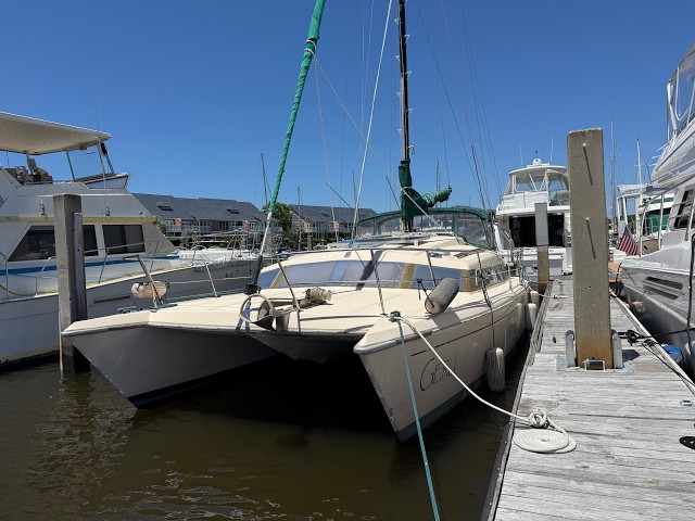 1983 37' Prout Snowgoose