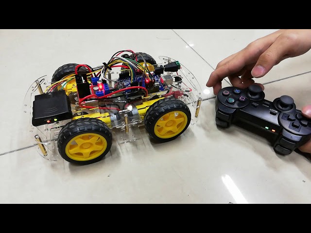 Arduino 4WD PS2 Remote Control Robot Car