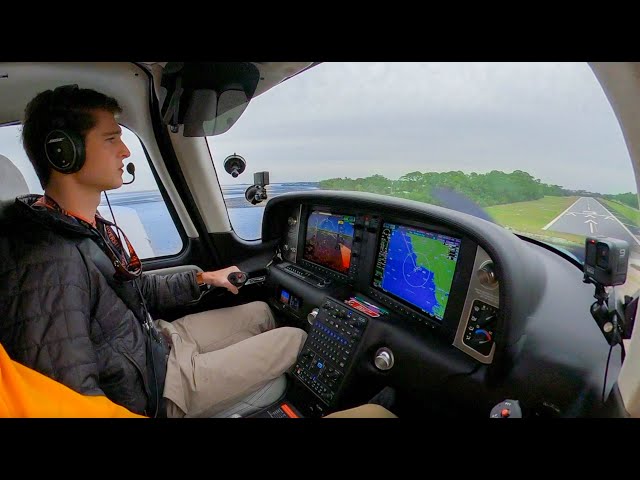 Florida's Tiniest Runway! Cirrus Sr22 Landing And Fishing In Cedar Key!