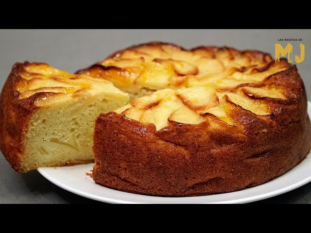 Apple and yogurt cake: more rustic, easier, juicier