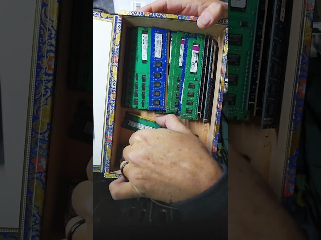 02-26-2024 #Refurbishing a 2011 #Lenovo Desktop #ComputerGarageLLC https://dejubi.com