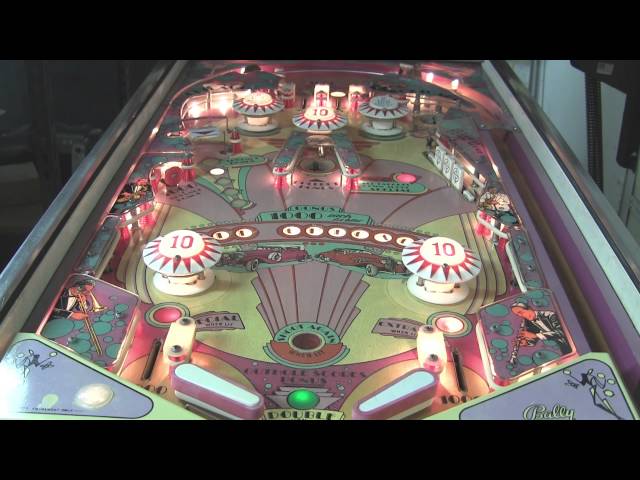 Bally Old Chicago Pinball Machine
