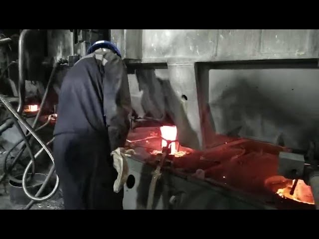 Full Protection Casting from Ladle to Tundish to Mold #continuouscasting #steelmaking #ccm