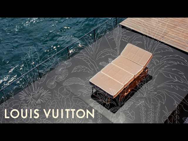 Monogram 130: Malle Lit | LOUIS VUITTON