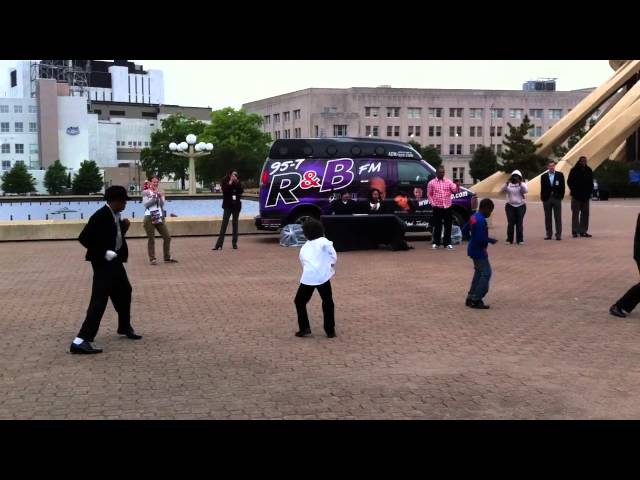 Michael Jackson Dance Contest