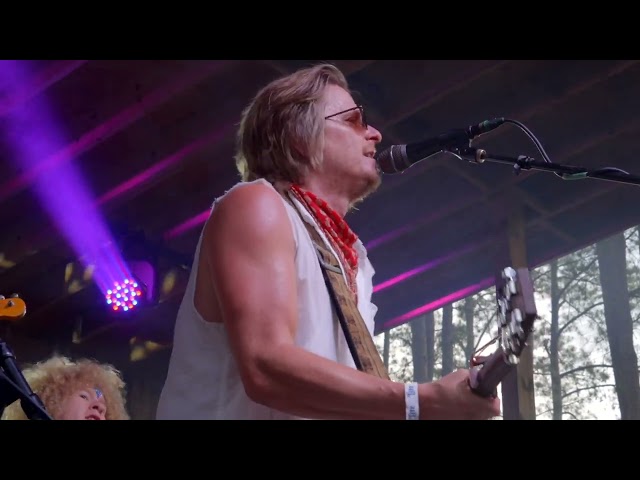 Yarn - Wake Up - Live at Rooster Walk 14