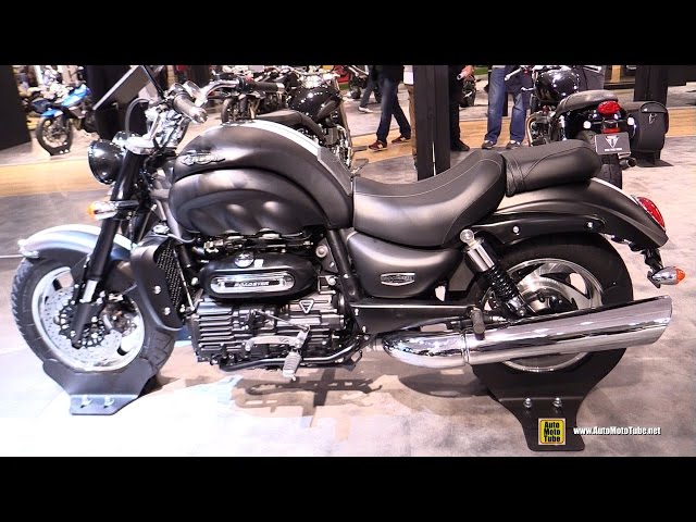 2016 Triumph Rocket III Roadster 2300cc - Walkaround - 2015 EICMA Milan