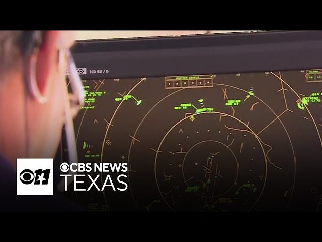 The FAA is asking video gamers to apply for air traffic controller jobs