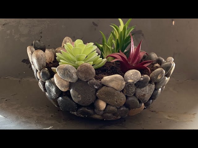 How to make a pebble pot
