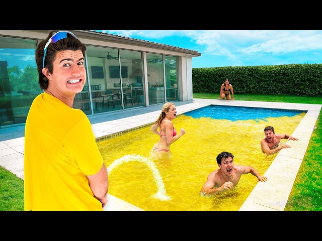 ENCHI MINHA PISCINA COM UM LÍQUIDO AMARELO!