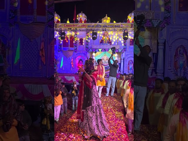 Babaji new year❤️💐 @singergouriagrawal #indore #dance #2026 #newyear #trending #gouriagrawal