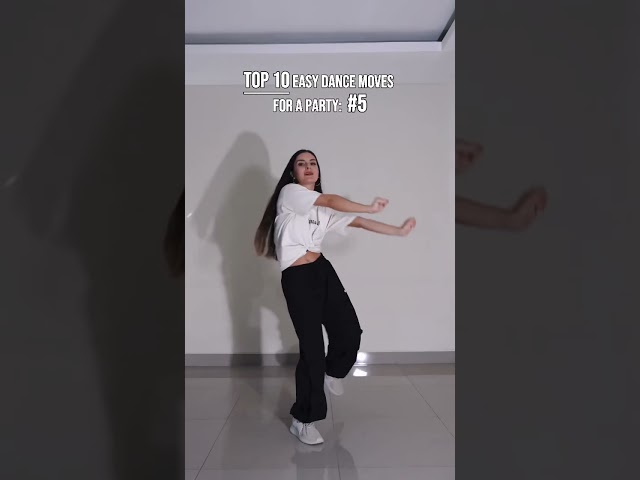Easy dance move for a party #5 💃🏻 #dancetutorial