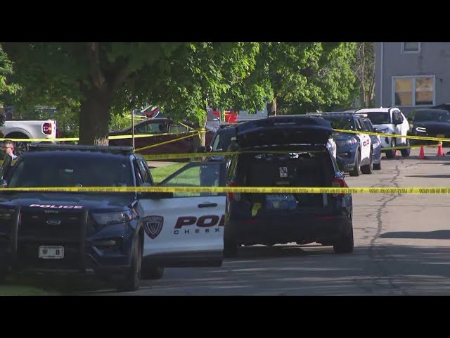 Cheektowaga Police investigating reported triple homicide on Ellen Drive