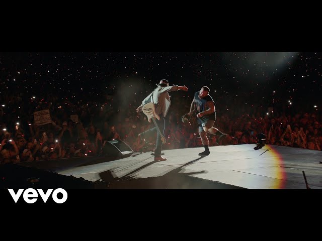 Thomas Rhett - Somethin' 'Bout A Woman (Live From Fenway Park) ft. Teddy Swims