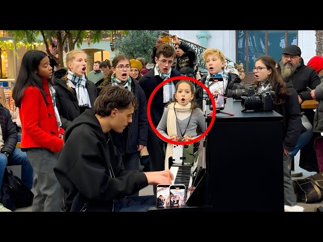 🤯she sings CAROL OF THE BELLS at only 9 years-old ?