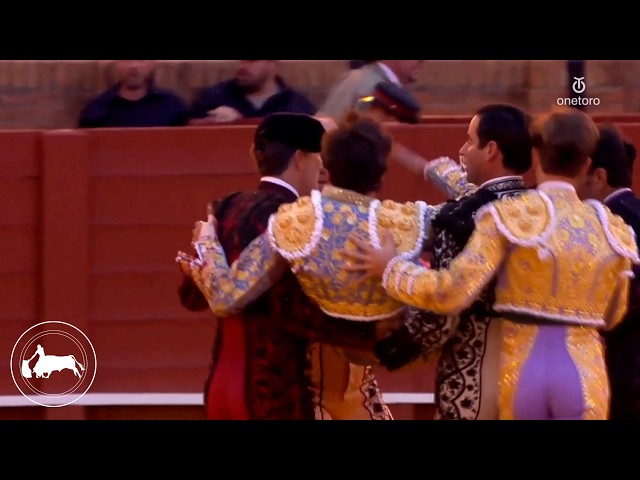 Andrés Roca Rey, second bull, Javier Zulueta's intervention, April Fair, Seville 23-04-2026, Onet...