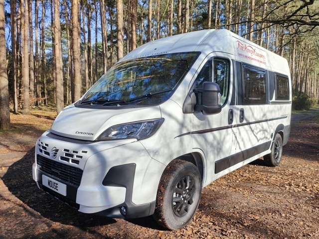 User Guide - Auto Trail Expedition 54 2026