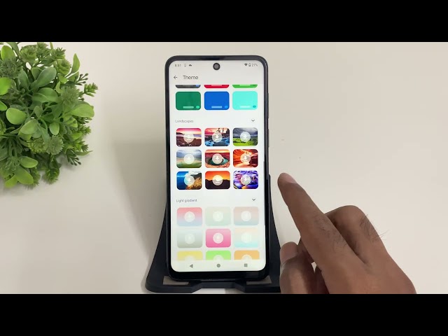 How to Set Keyboard Theme on Moto G13 | Change Keyboard Theme