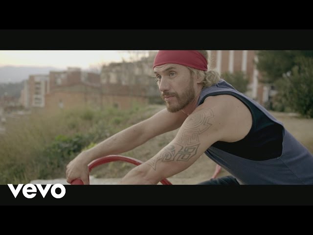 Macaco - Hijos de Un Mismo Dios (English Version Subtitled)
