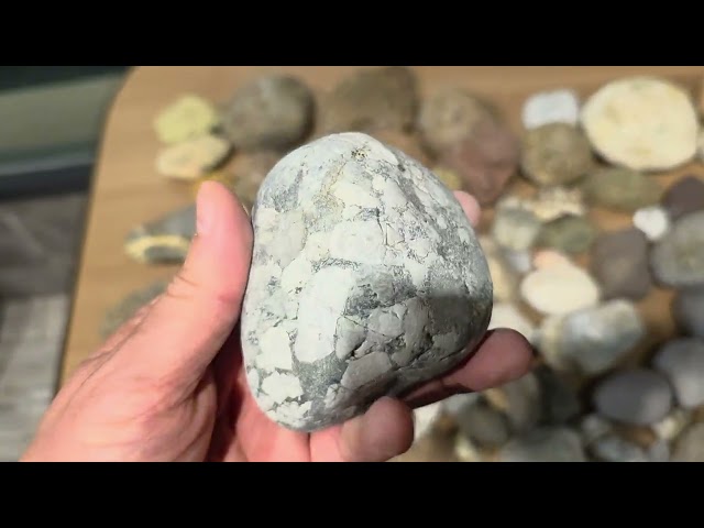 [탑 추천 뉴스 및 논문발표] 포항 공룡 다이아몬드 공원 해변에서 다이아몬드 찾기- 485 광물 보석 다이아몬드 생성과정 분포도 실제 데이타를 증거로 한 핵심요약정리 마인드스케이핑