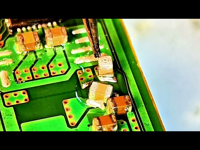 SMD Capacitor Replacement: Why This 'Easy' Fix Is a BEGINNER'S NIGHTMARE!