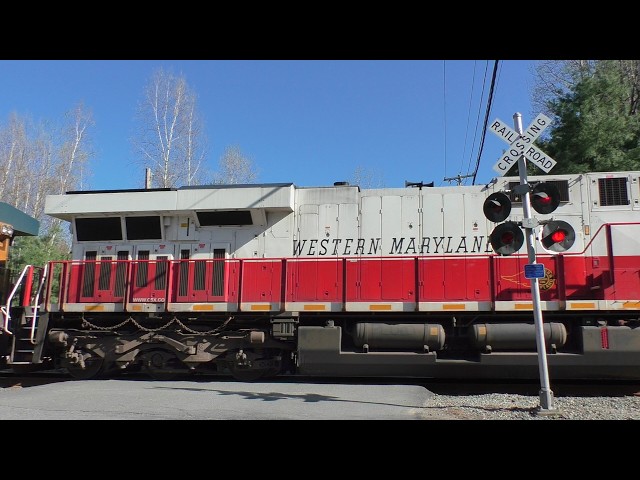 Meadow Road Railroad Crossing, Clinton, MA w/ Defect Detector