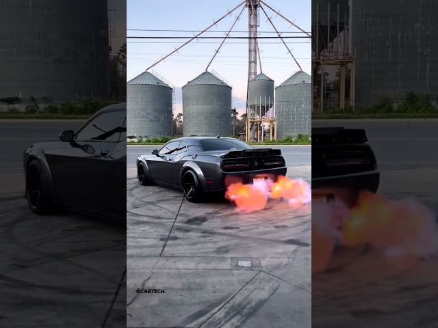 Crazy Dodge Challenger Sound | Back Fire 🔥| 🤘🏻 | Car Tech.