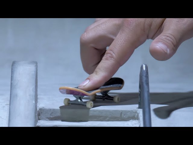 Tech Deck: How to do Grind Tricks