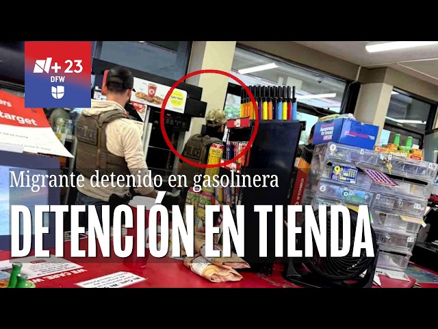 Agentes de ICE arrestan a un migrante dentro de una tienda en San Antonio