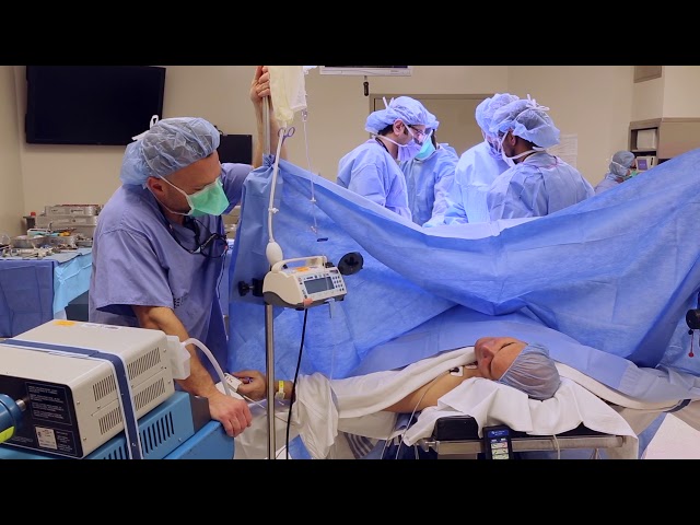 Knee replacement surgery that has you up and walking in just four hours