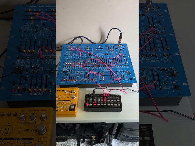 quick #ambient thing #analog #analogsynth #2600 #behringer
